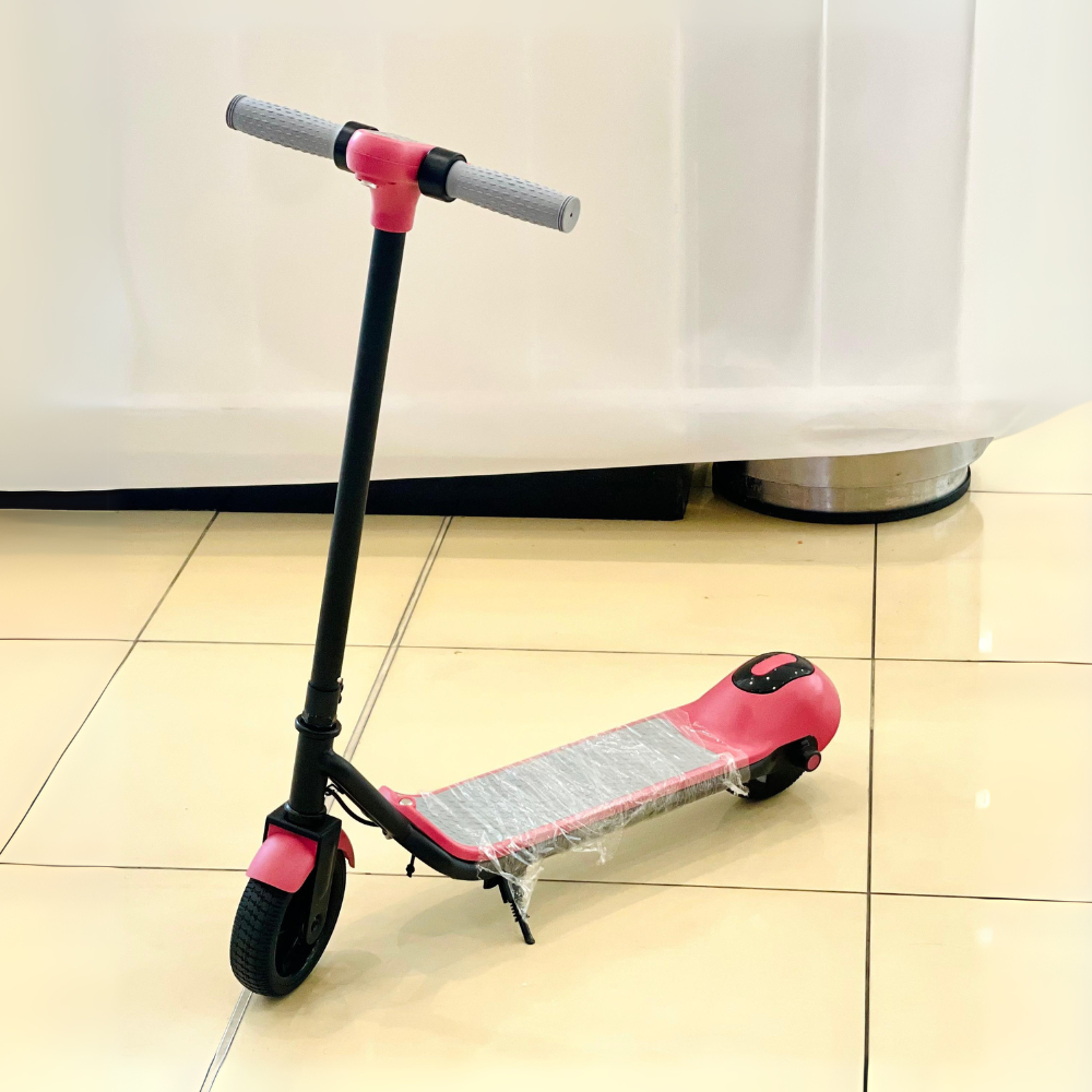 Model GL 018 Kids Electric Ride-On Scooter